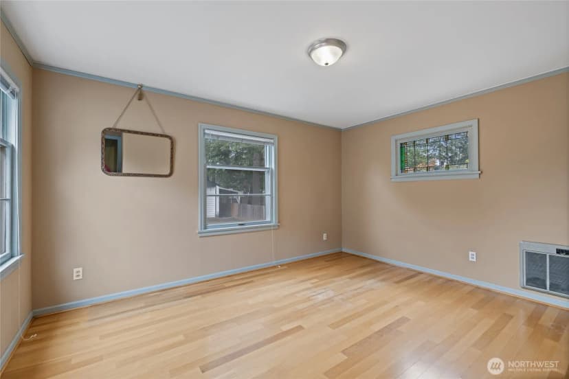 Property photo for 8131 Veterans Drive Sw, Lakewood photo 17