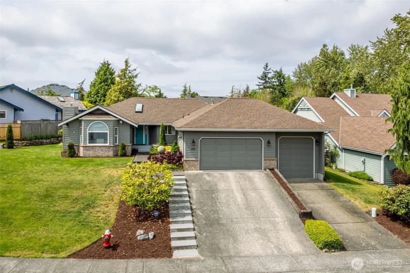 Property photo for 805 E Pacificview Drive, Bellingham photo 2