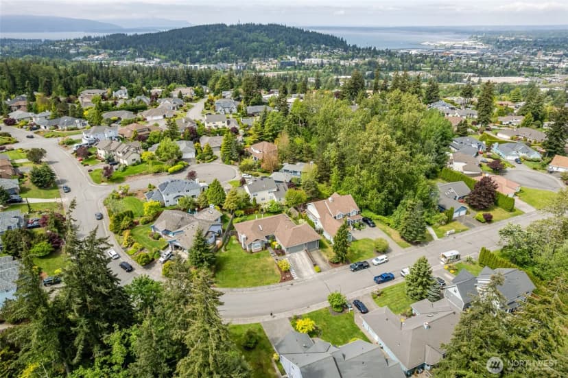 Property photo for 805 E Pacificview Drive, Bellingham photo 37