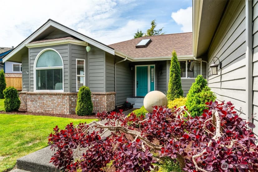 Property photo for 805 E Pacificview Drive, Bellingham