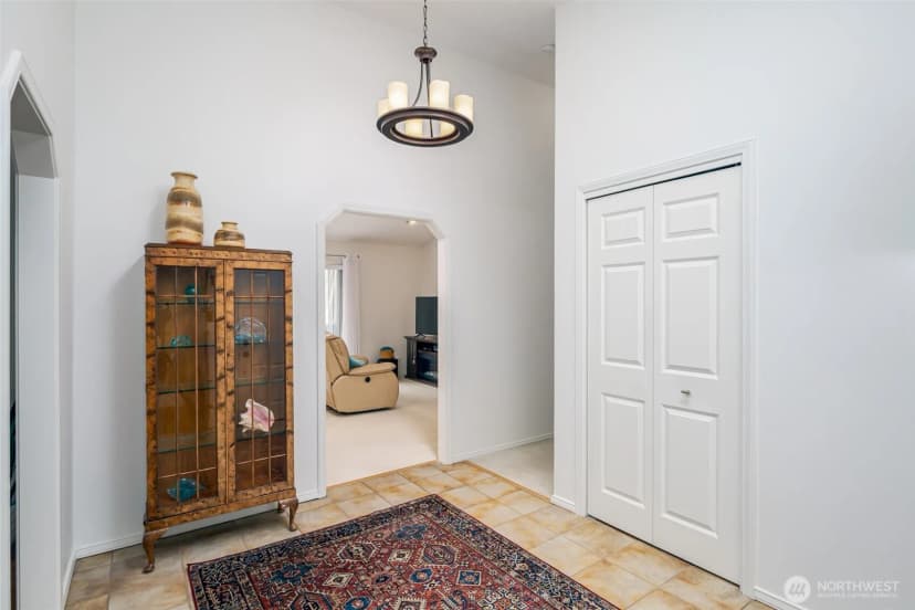 Property photo for 805 E Pacificview Drive, Bellingham photo 13