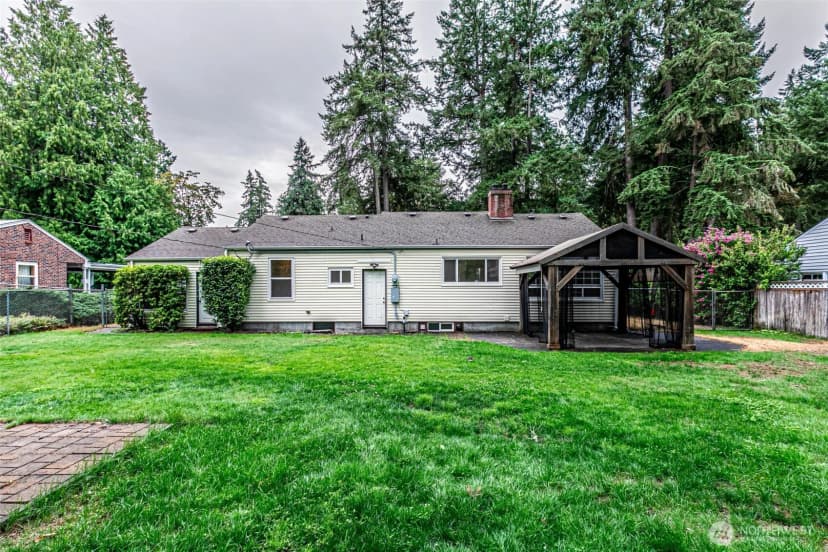 Property photo for 6357 School Street Sw, Lakewood photo 35