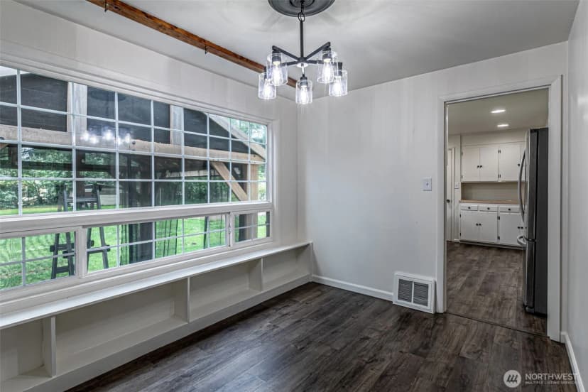Property photo for 6357 School Street Sw, Lakewood photo 11