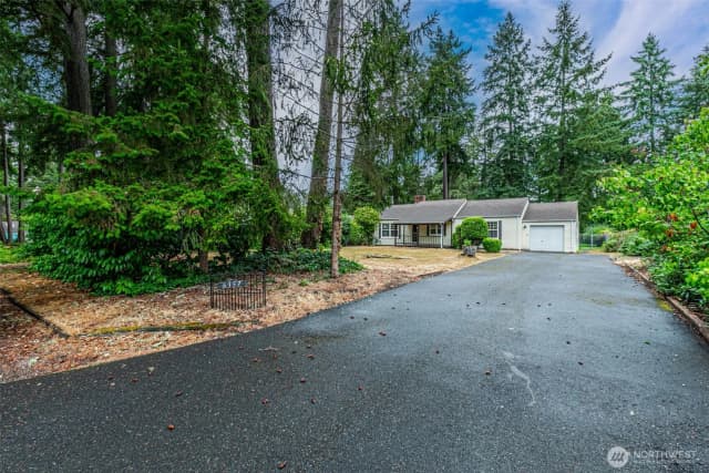 Property photo for 6357 School Street Sw, Lakewood photo 3