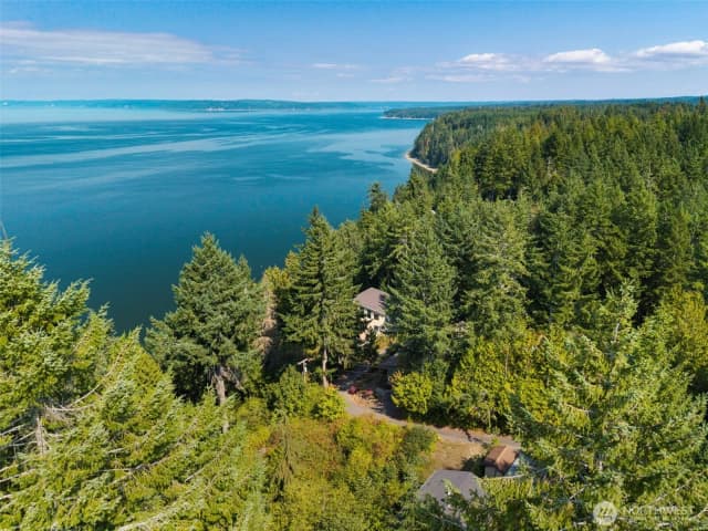 Property photo for 6698 Crimson Sky Loop, Seabeck photo 4