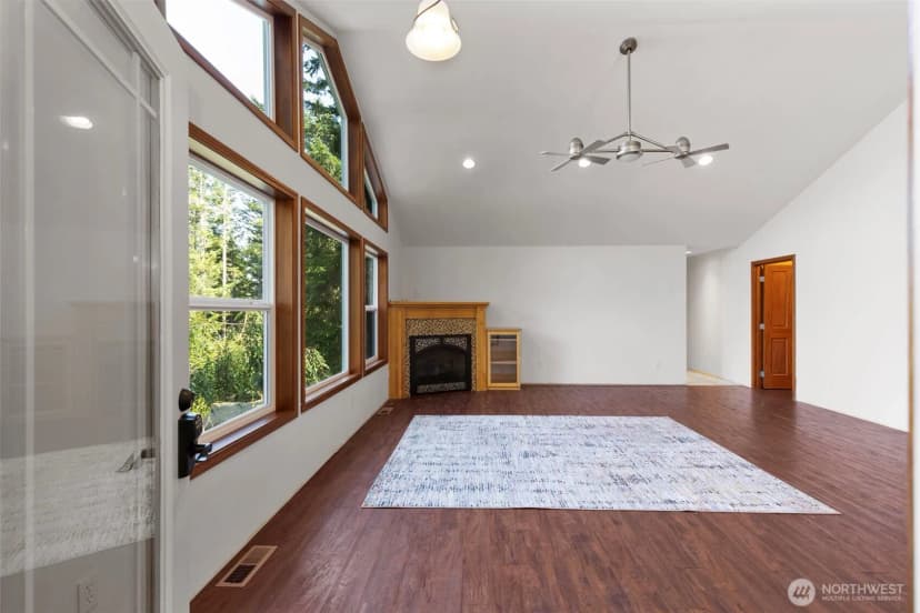 Property photo for 6698 Crimson Sky Loop, Seabeck photo 11