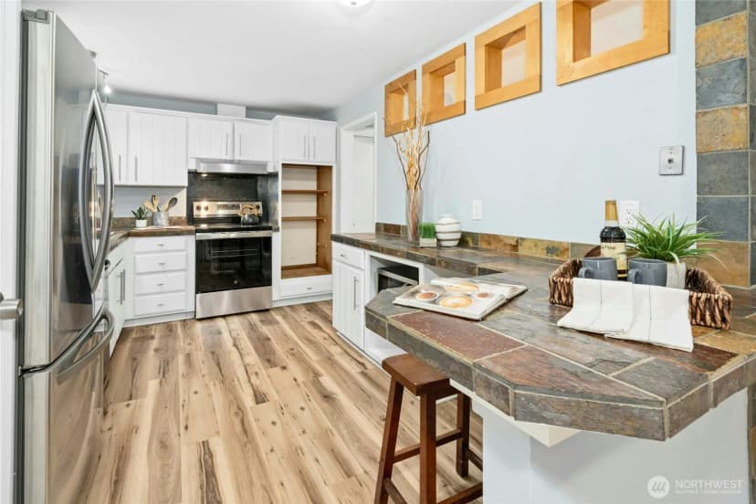 Property photo for 10816 Ne 154th Place, Bothell photo 13