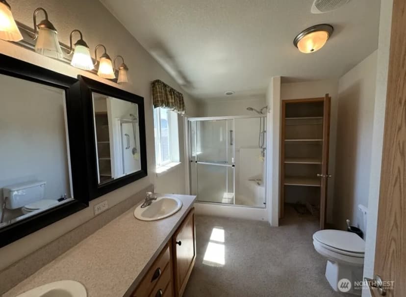 Property photo for 601 Lincoln Street Dr, Davenport photo 11