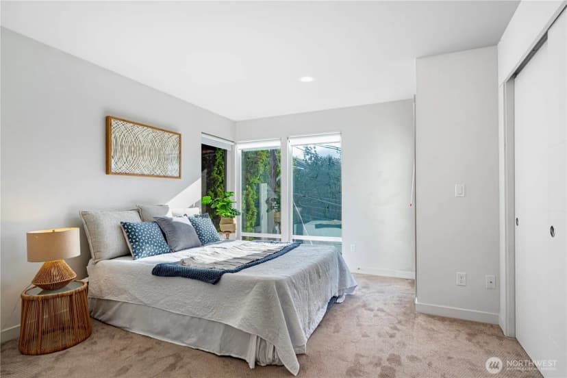 Property photo for 8853 Stone Avenue N, Seattle photo 15