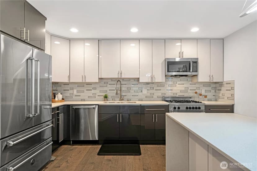 Property photo for 8853 Stone Avenue N, Seattle photo 3