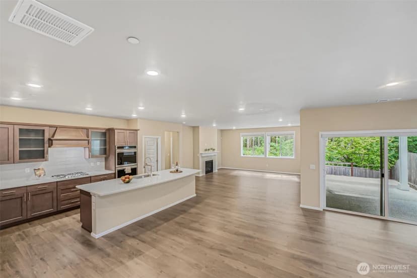 Property photo for 29035 238th Avenue Se, Maple Valley photo 15