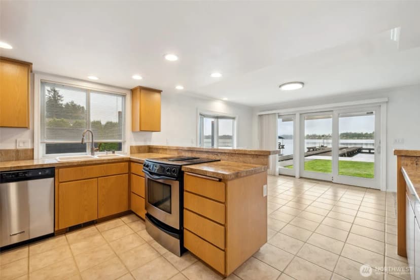 Property photo for 9928 Vernon Rd, Lake Stevens photo 15