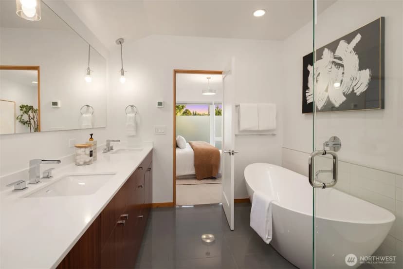 Property photo for 752 N 73rd Street, Seattle photo 23