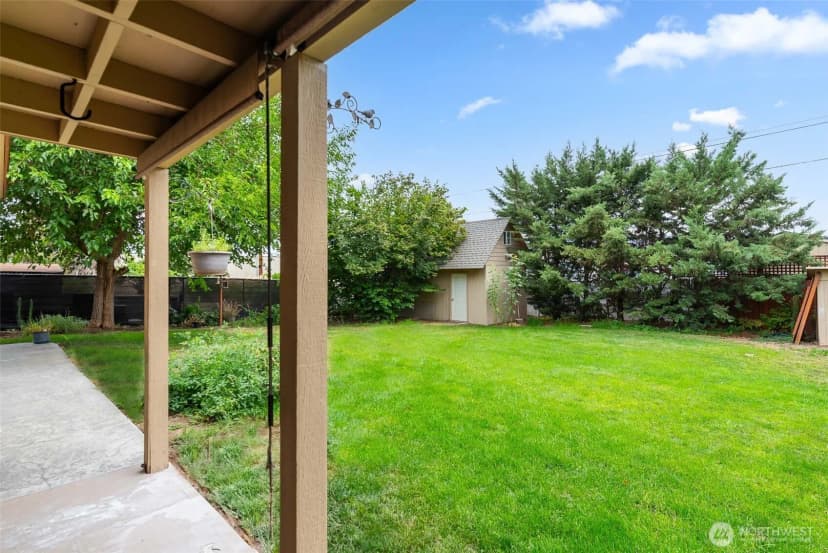 Property photo for 929 Corbaley Place, Wenatchee photo 8