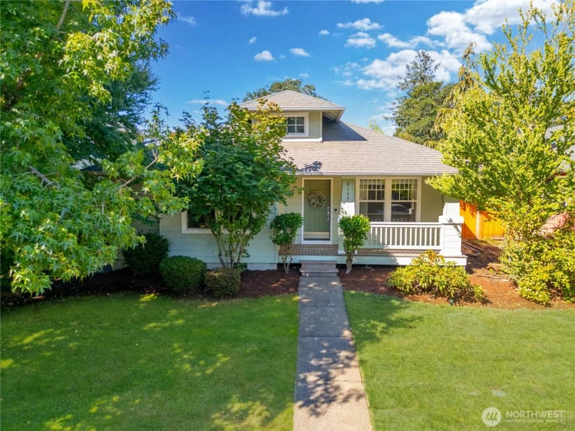 Property photo for 2137 Palisade Boulevard, Dupont