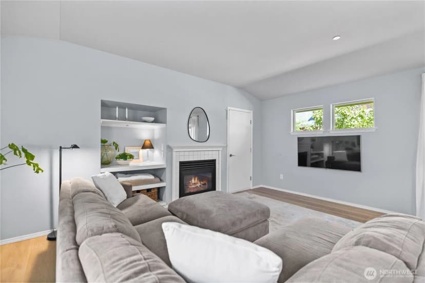 Property photo for 2137 Palisade Boulevard, Dupont photo 17