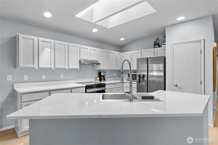 Property photo for 2137 Palisade Boulevard, Dupont photo 12