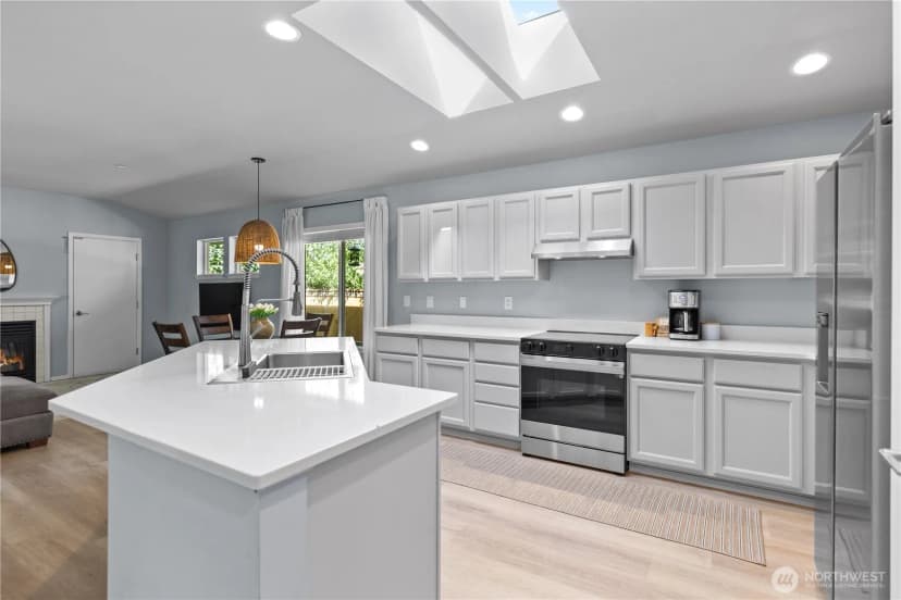 Property photo for 2137 Palisade Boulevard, Dupont photo 11
