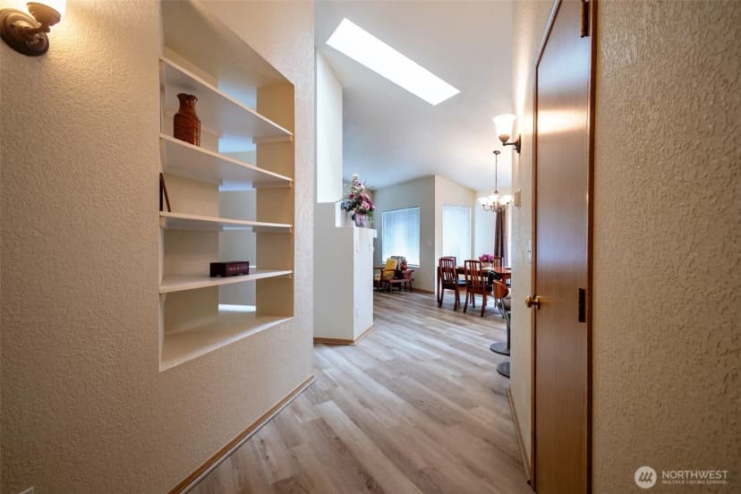 Property photo for 3715 Paddington Lane Se, Lacey photo 4