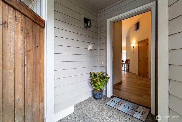 Property photo for 3715 Paddington Lane Se, Lacey photo 3