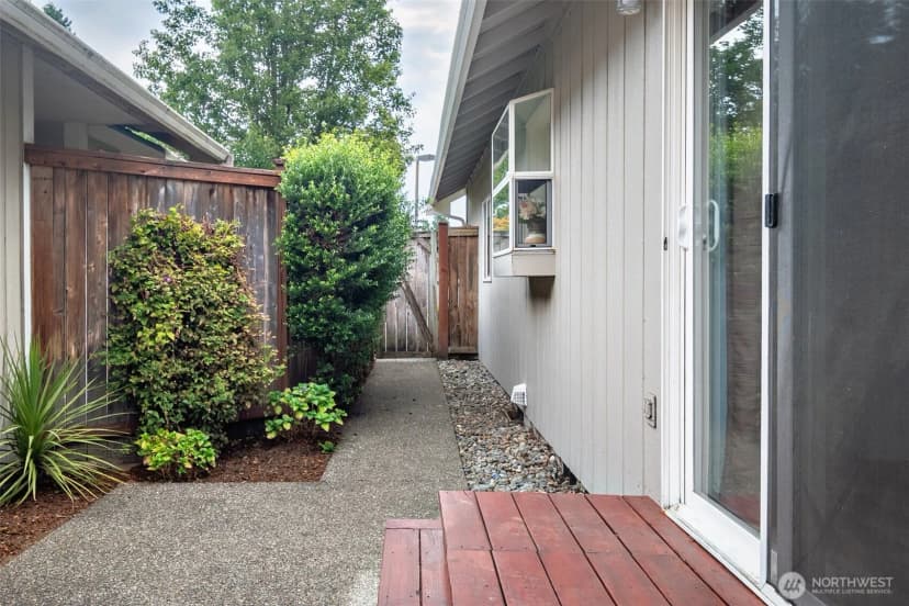 Property photo for 3715 Paddington Lane Se, Lacey photo 24