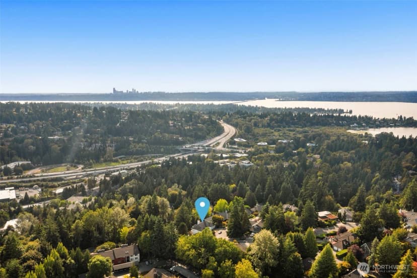 Property photo for 3636 113th Avenue Ne, Bellevue photo 23