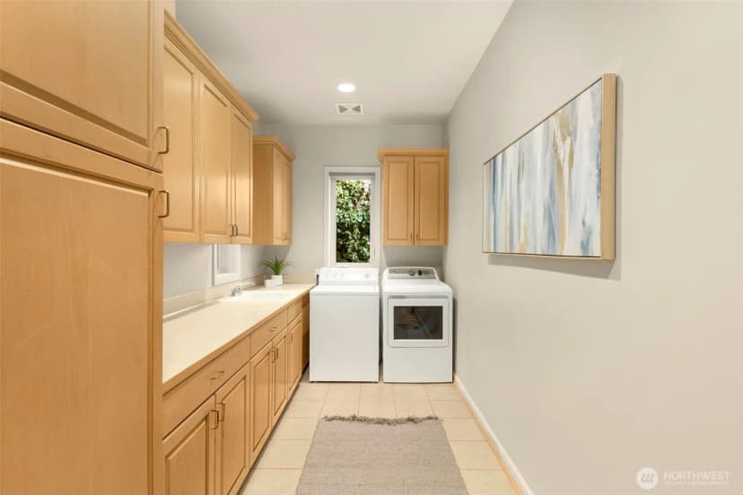 Property photo for 3636 113th Avenue Ne, Bellevue photo 21