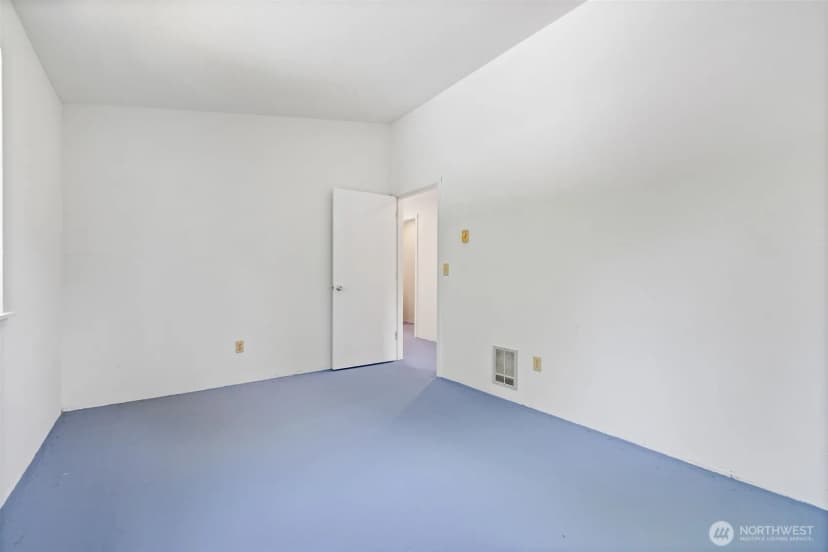 Property photo for 2615 Ne 113th Street, Seattle photo 20