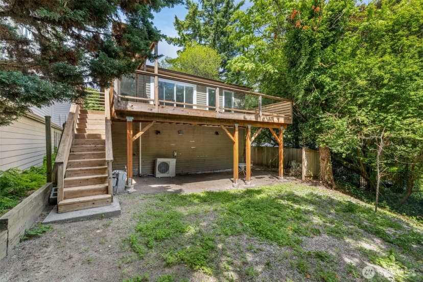 Property photo for 2615 Ne 113th Street, Seattle photo 31