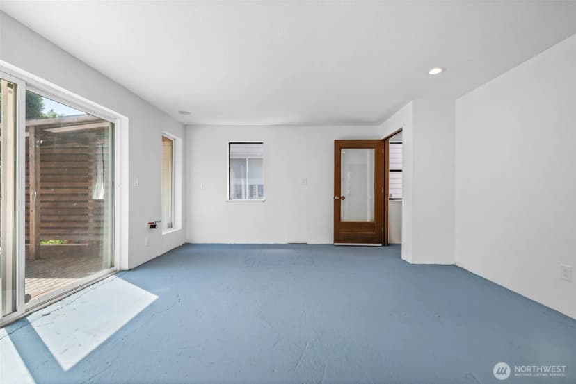 Property photo for 2615 Ne 113th Street, Seattle photo 13