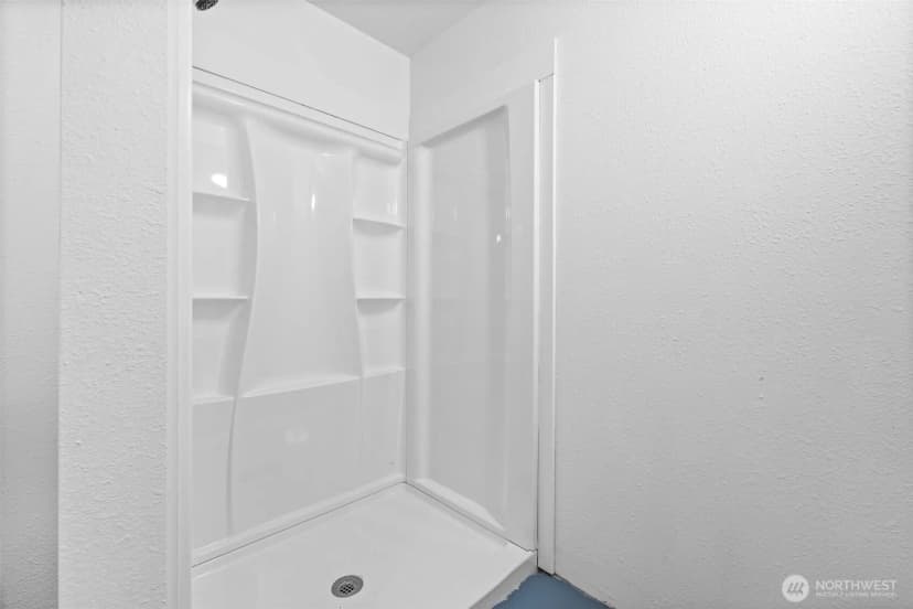 Property photo for 2615 Ne 113th Street, Seattle photo 18