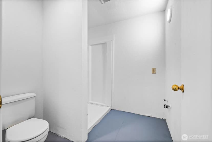 Property photo for 2615 Ne 113th Street, Seattle photo 17