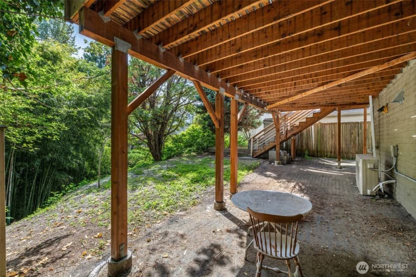 Property photo for 2615 Ne 113th Street, Seattle photo 30