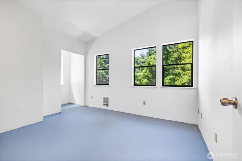 Property photo for 2615 Ne 113th Street, Seattle photo 21