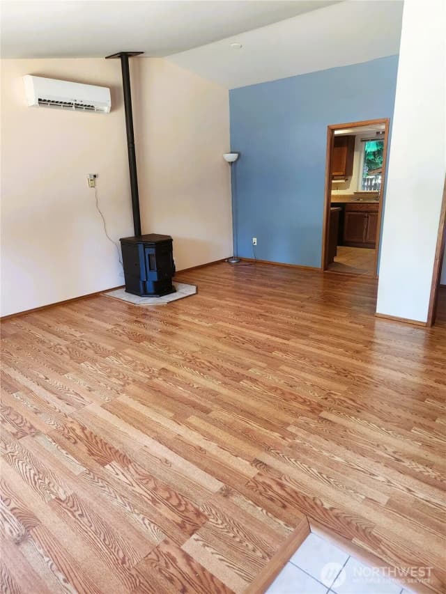 Property photo for 8040 Ne Seawind Avenue, Poulsbo photo 4
