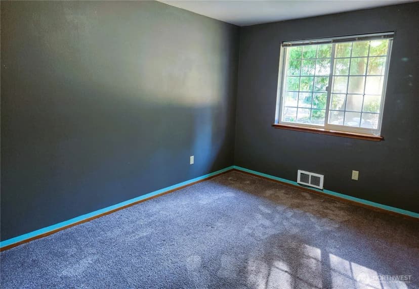 Property photo for 8040 Ne Seawind Avenue, Poulsbo photo 21