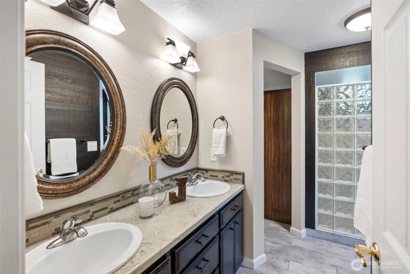 Property photo for 4607 72nd Avenue Ct W, University Place photo 19