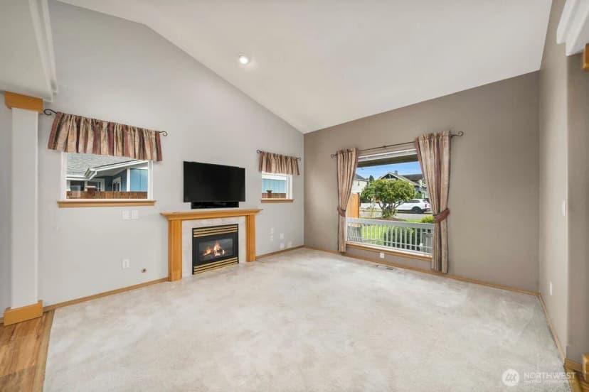 Property photo for 1201 9th Avenue Sw, Puyallup photo 8