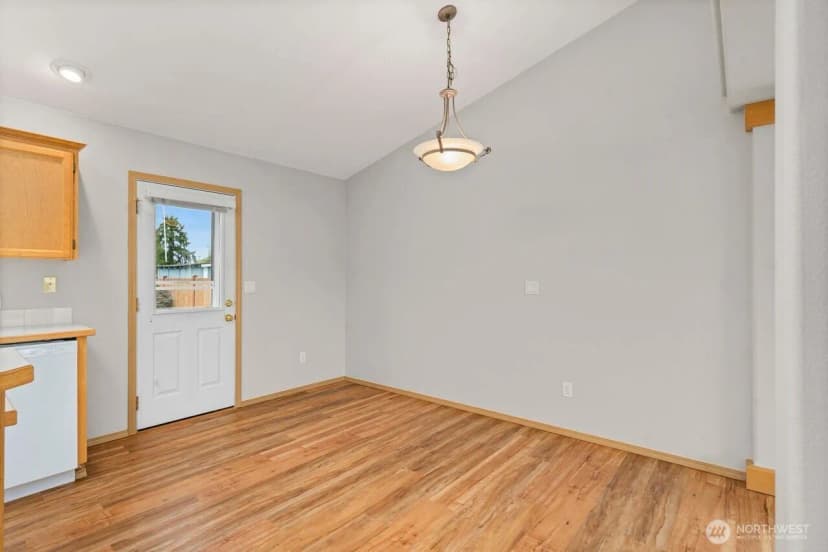 Property photo for 1201 9th Avenue Sw, Puyallup photo 14