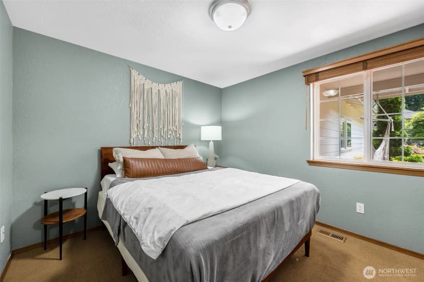 Property photo for 6111 Newport Court Sw, Olympia photo 6