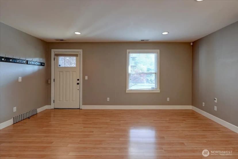 Property photo for 5333 N 47th Street, Tacoma photo 8