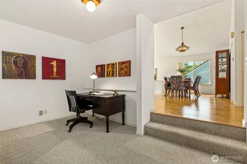 Property photo for 14903 Ne 9th Place, Bellevue photo 12