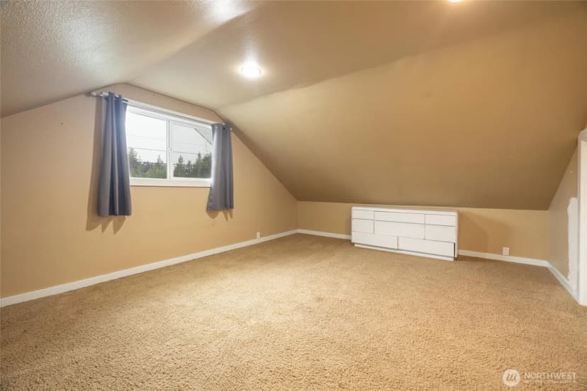 Property photo for 812 Sumas Avenue, Sumas photo 19