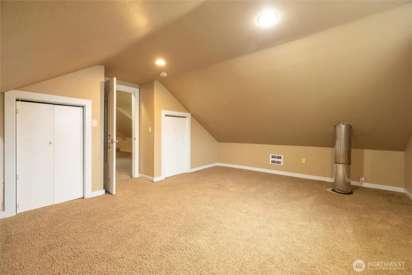 Property photo for 812 Sumas Avenue, Sumas photo 20