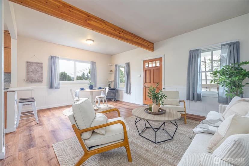 Property photo for 812 Sumas Avenue, Sumas photo 4