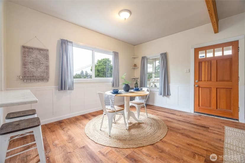 Property photo for 812 Sumas Avenue, Sumas photo 9