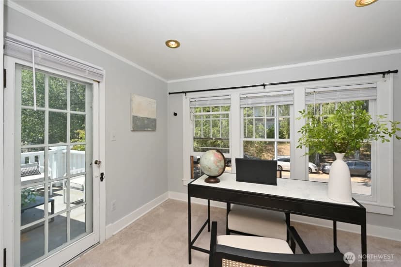 Property photo for 5220 18th Avenue Ne, Seattle photo 23