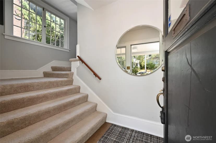Property photo for 5220 18th Avenue Ne, Seattle photo 21