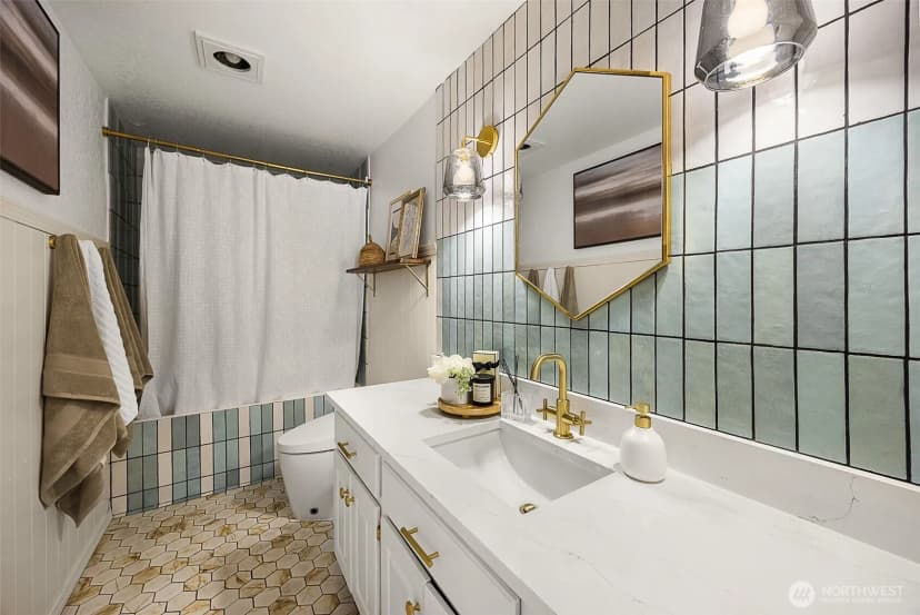 Property photo for 606 Prospect Avenue, Mukilteo photo 24