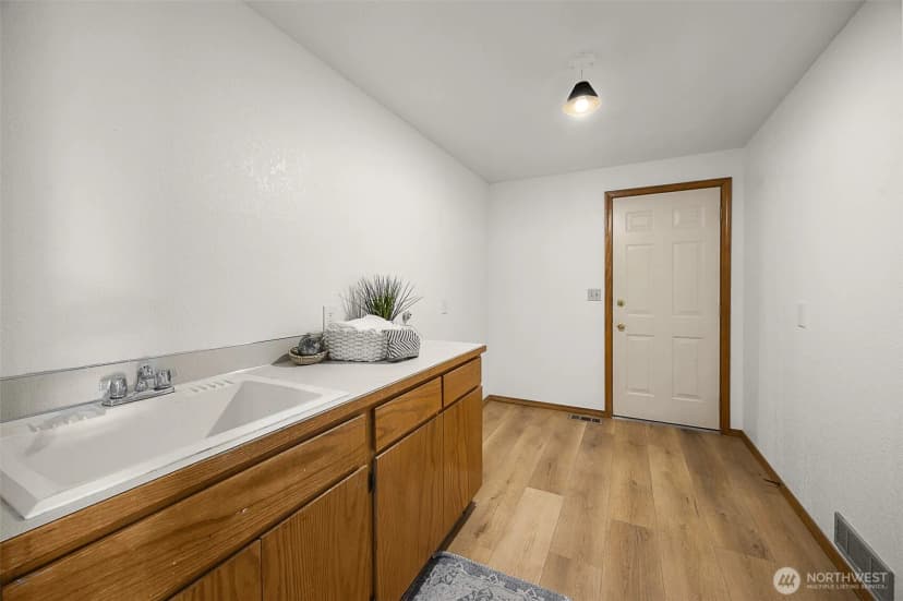 Property photo for 606 Prospect Avenue, Mukilteo photo 25